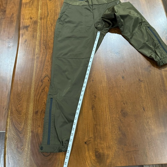 New! Athleta Radiant Jogger Pants Satin Olive Green Size 2 - Picture 11 of 12